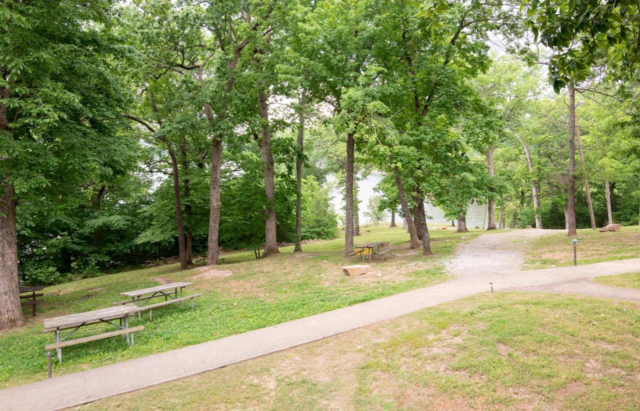 Falls of Rough Rough River Dam State Resort Park מראה חיצוני תמונה
